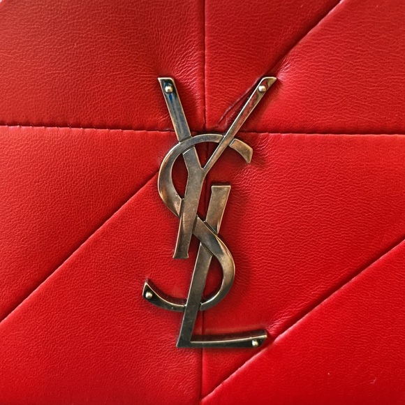 SAINT LAURENT Jamie Diamond-Quilted Chain Shoulder - Picture 8 of 10